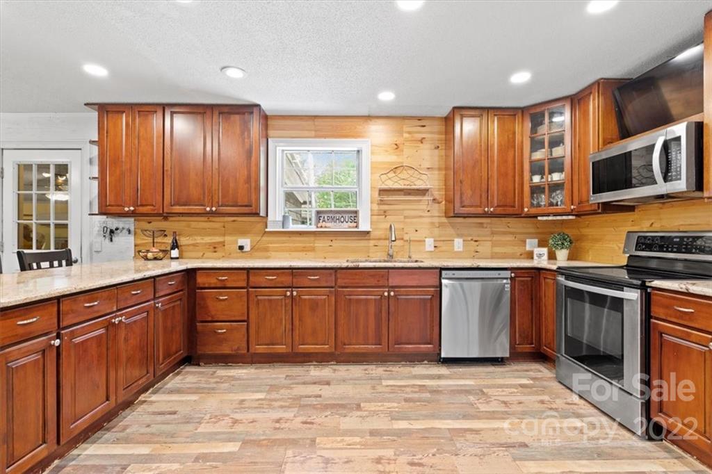 154 Morgan Pond Road Gold Hill, NC 28071 - Photo 4 of 29 Gallery Image 4