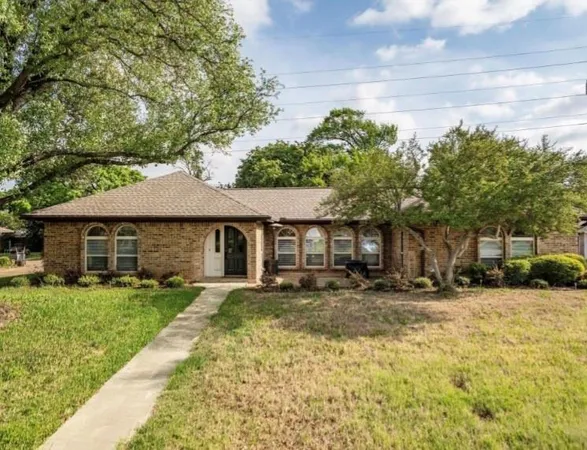 $469,900 | 1715 Covemeadow Drive, Arlington, TX 76012