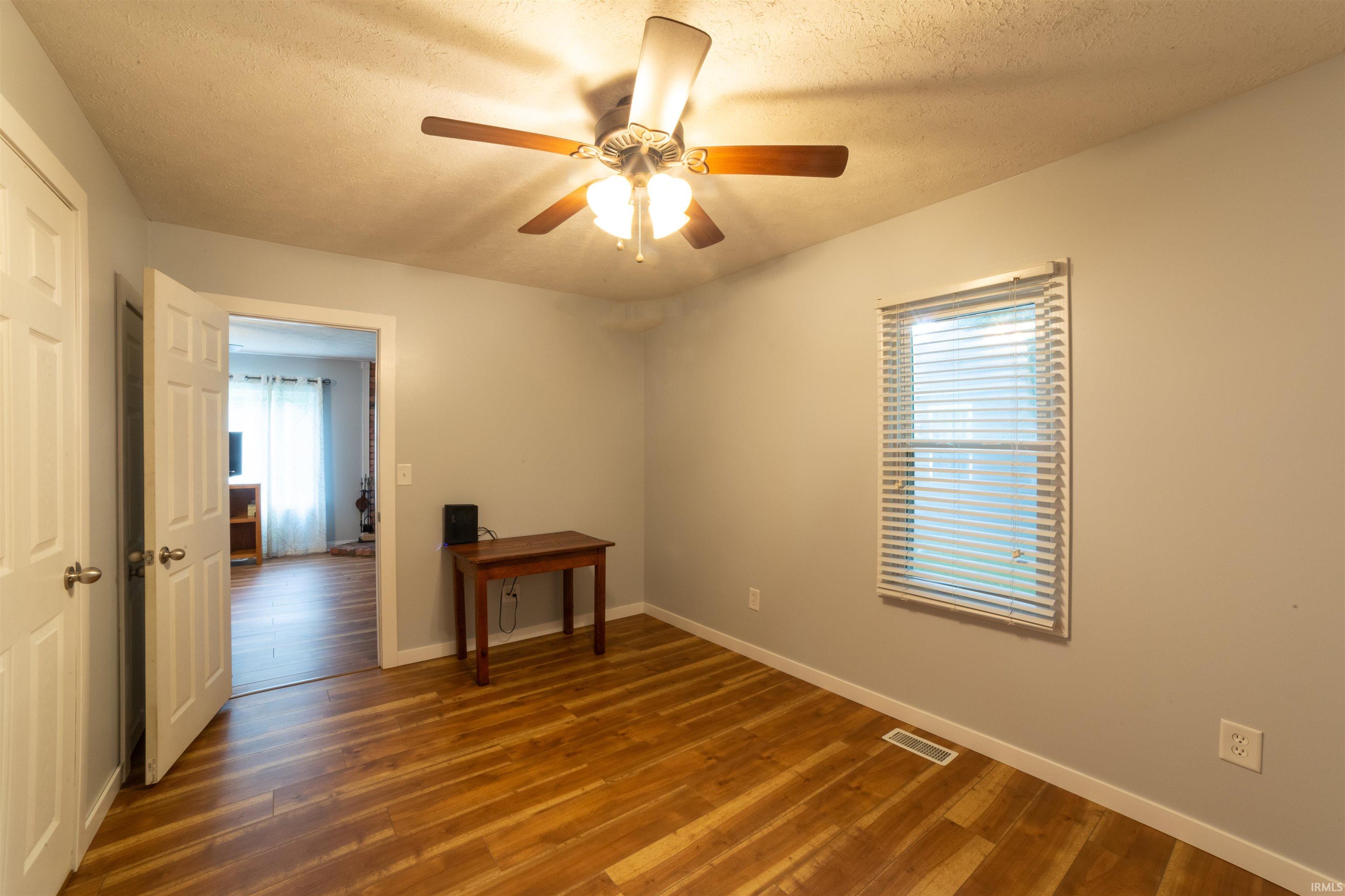 11515 Walnut Road Evansville, IN 47725 - Photo 11 of 36 Gallery Image 11