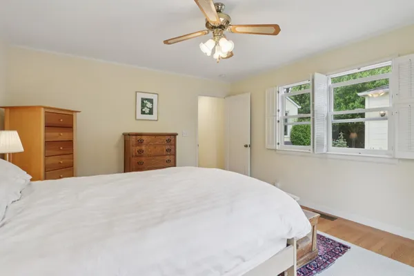 $12,500 | 325 University Drive, Menlo Park, CA 94025