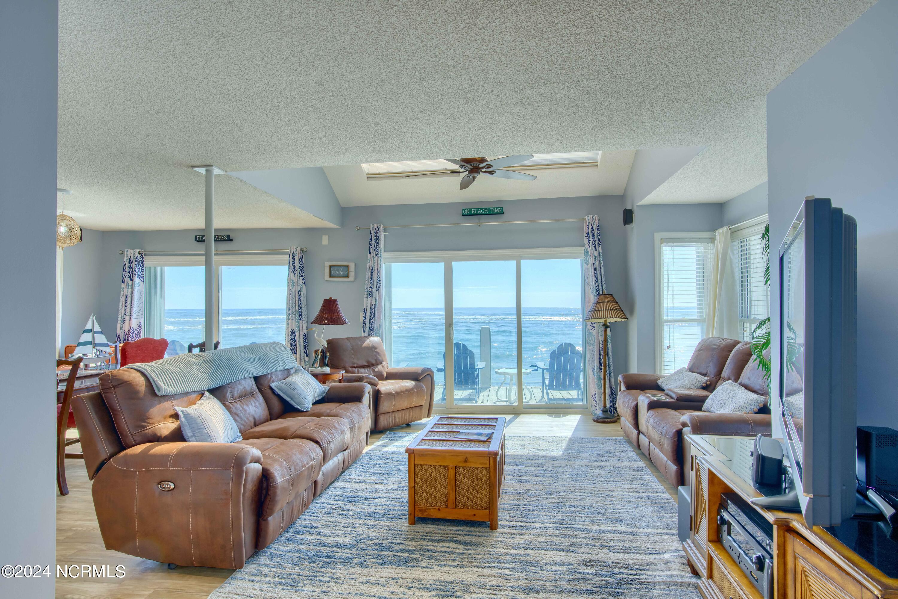 2362 New River Inlet Road North Topsail Beach, NC 28460 - Photo 14 of 49 2362 New River Inlet Road - Interiors -