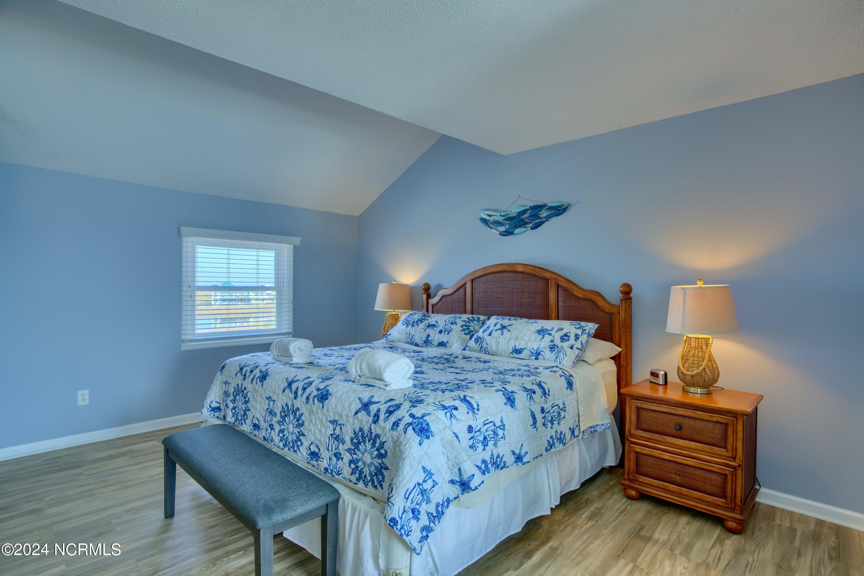 2362 New River Inlet Road North Topsail Beach, NC 28460 - Photo 29 of 49 2362 New River Inlet Road - Interiors -