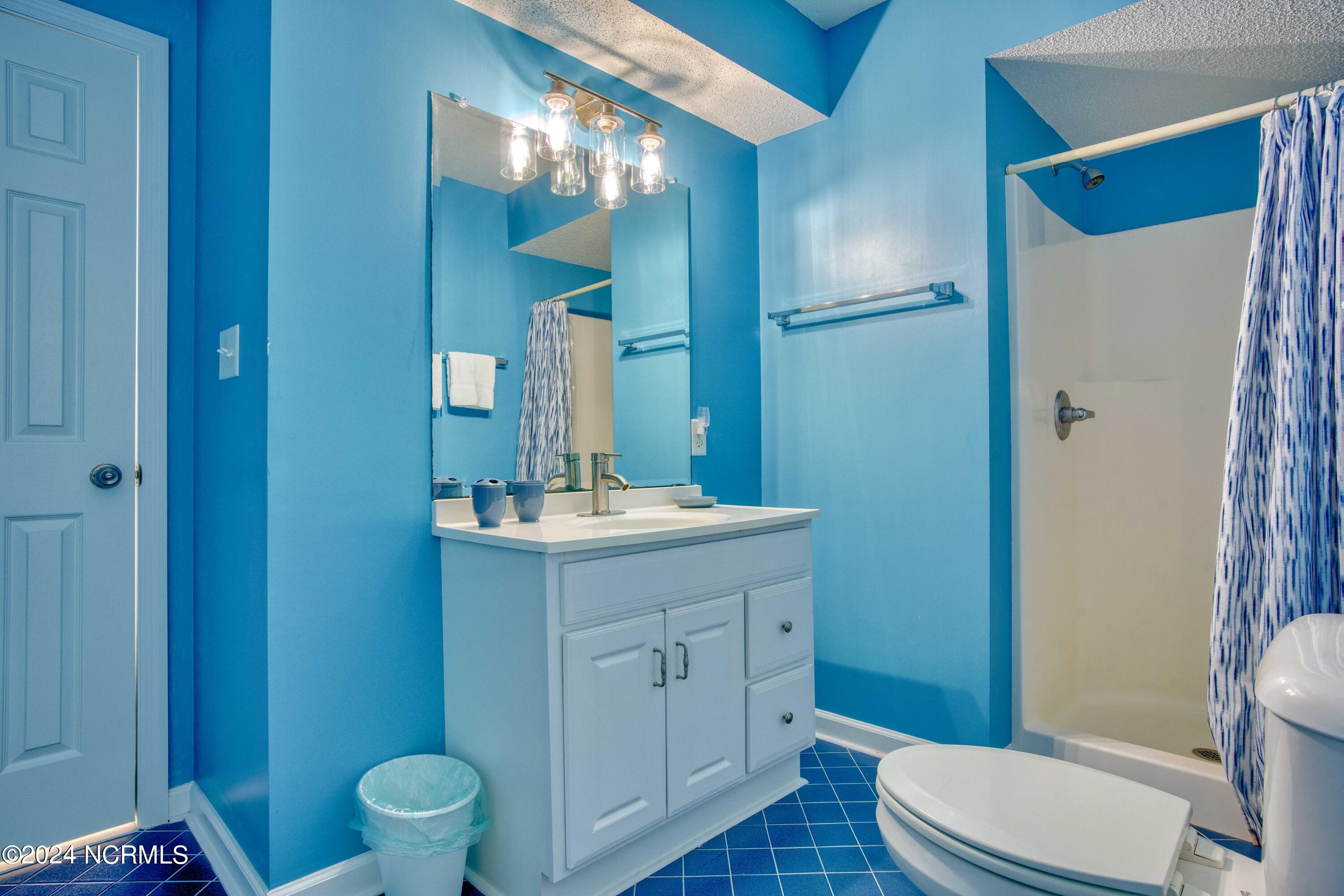 2362 New River Inlet Road North Topsail Beach, NC 28460 - Photo 40 of 49 2362 New River Inlet Road - Interiors -