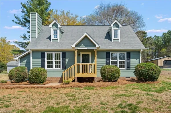 $264,900 | 3603 Greenmeadow Court, Tobaccoville, NC 27050