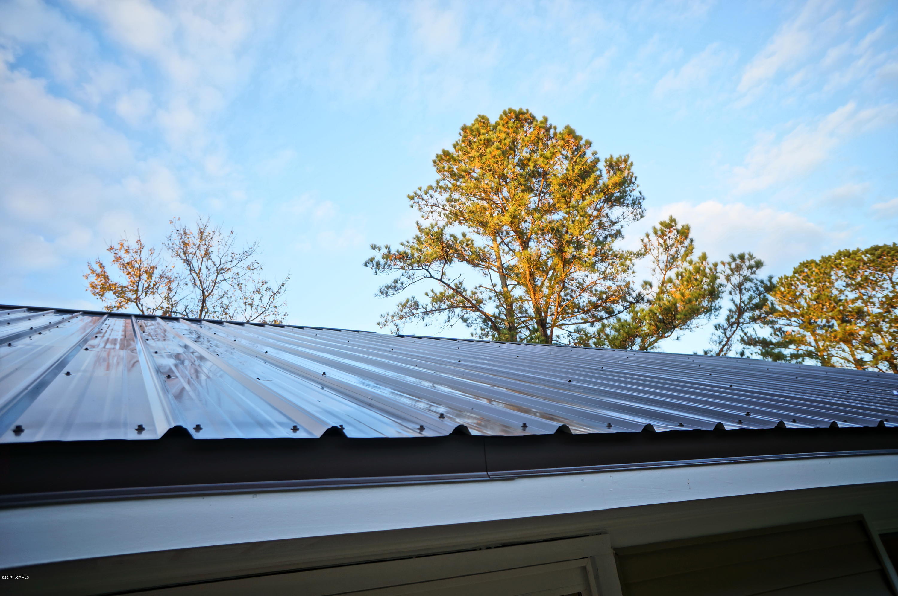 3709 Elveden Road New Bern, NC 28562 - Photo 2 of 34 Metal Roof