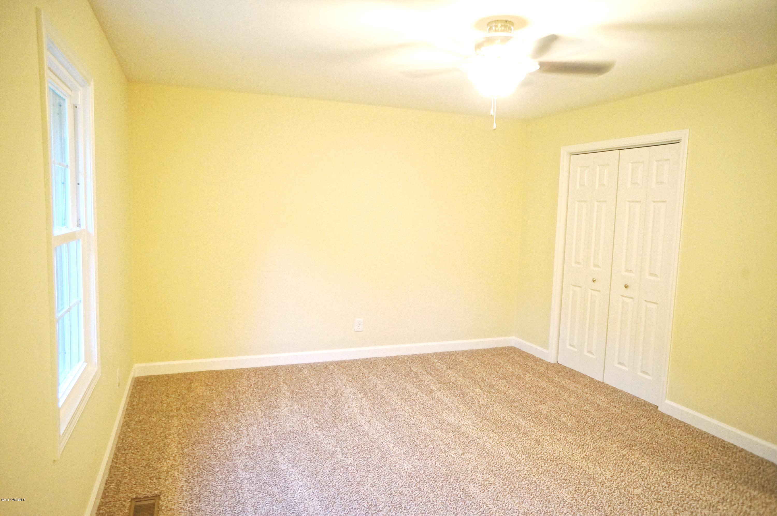 3709 Elveden Road New Bern, NC 28562 - Photo 21 of 34 Master View 2