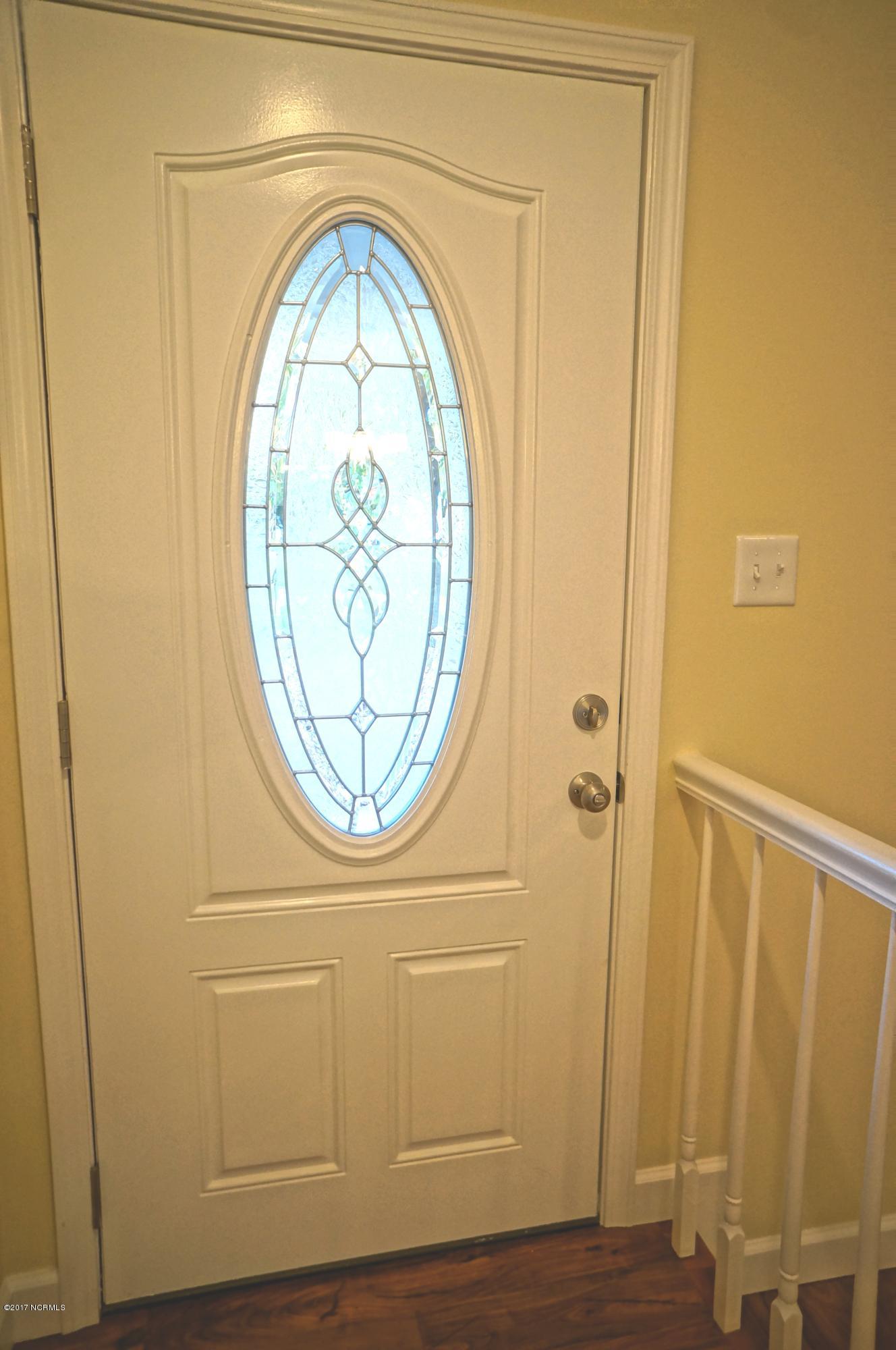 3709 Elveden Road New Bern, NC 28562 - Photo 30 of 34 Lead Glass Front Door