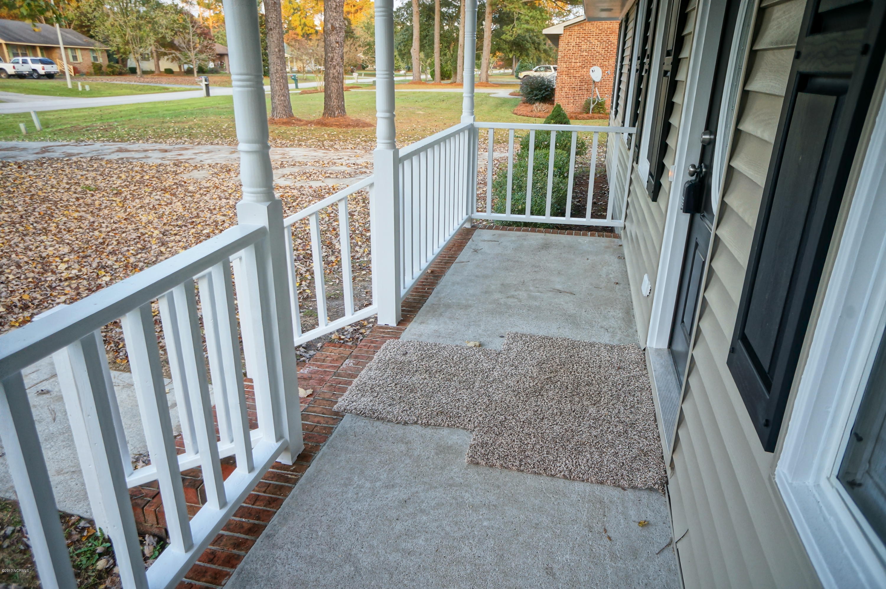 3709 Elveden Road New Bern, NC 28562 - Photo 31 of 34 Nice Covered Porch