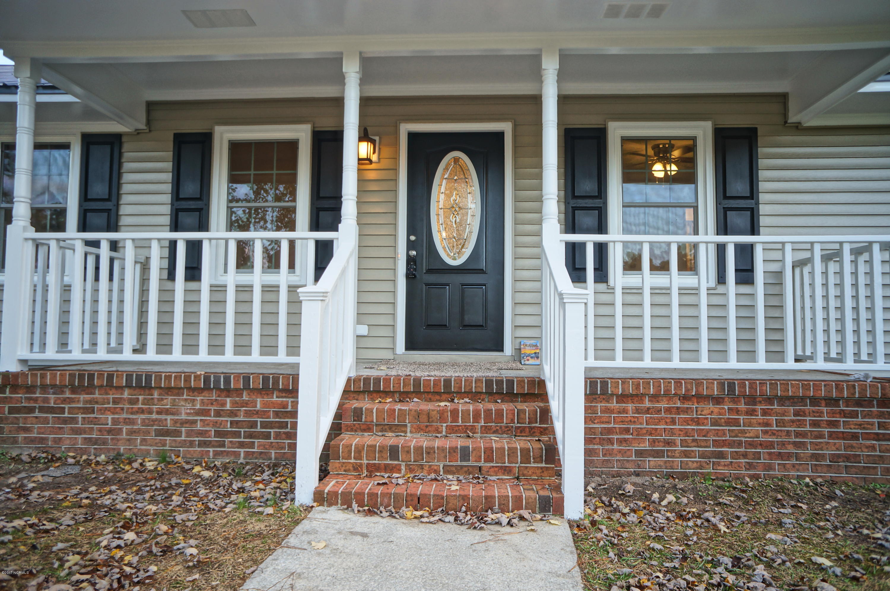 3709 Elveden Road New Bern, NC 28562 - Photo 32 of 34 Pretty Approach