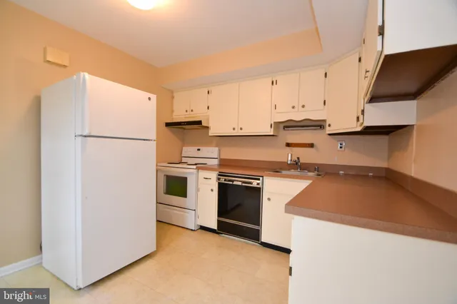 $399,900 | 3 Bromwell Court, Cockeysville, MD 21030