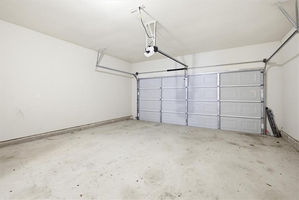 314 Boulder Run Hiram, GA 30141 - Photo 22 of 31 a view of a garage