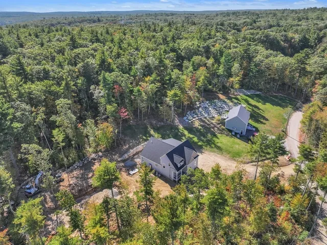 $839,000 | 18 Lakeshore Drive, Douglas, MA 01516
