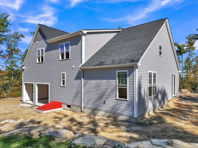 $839,000 | 18 Lakeshore Drive, Douglas, MA 01516