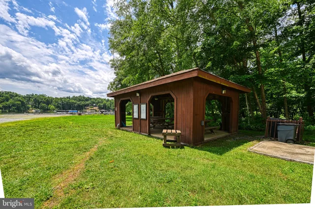 $795,000 | 219 Oakwood Drive, Mineral, VA 23117