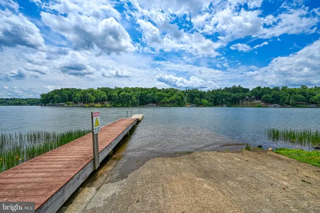 $795,000 | 219 Oakwood Drive, Mineral, VA 23117