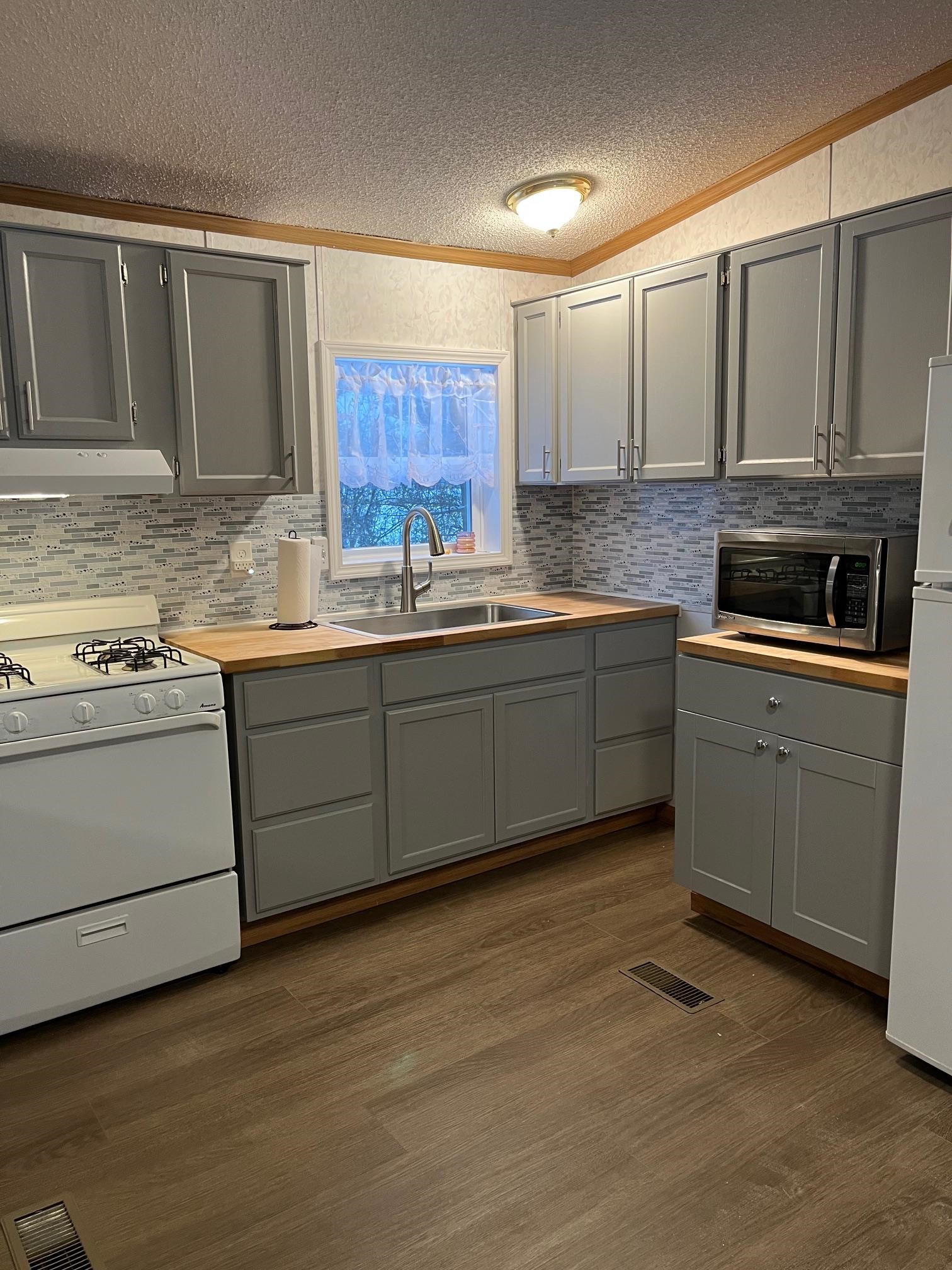 2535 River Road Beaverton, MI 48612 - Photo 8 of 52