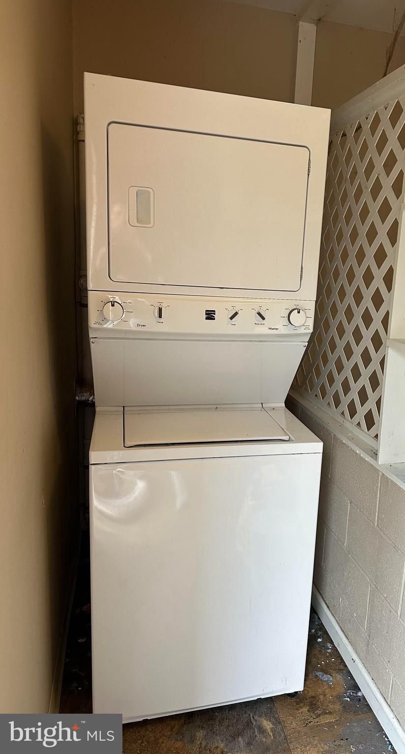 9513 Hansonville Road, Unit B Frederick, MD 21702 - Photo 7 of 7 a close up view of washer and dryer