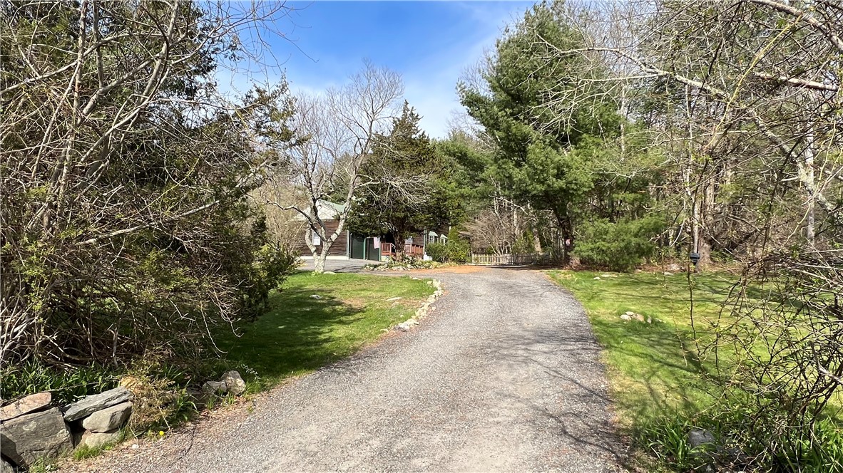 380 Lewis Farm Road Coventry, RI 02827 - Photo 2 of 32