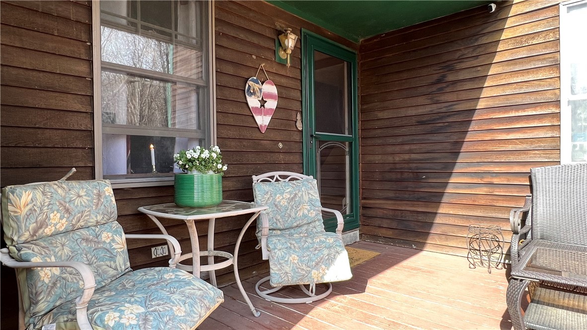 380 Lewis Farm Road Coventry, RI 02827 - Photo 3 of 32