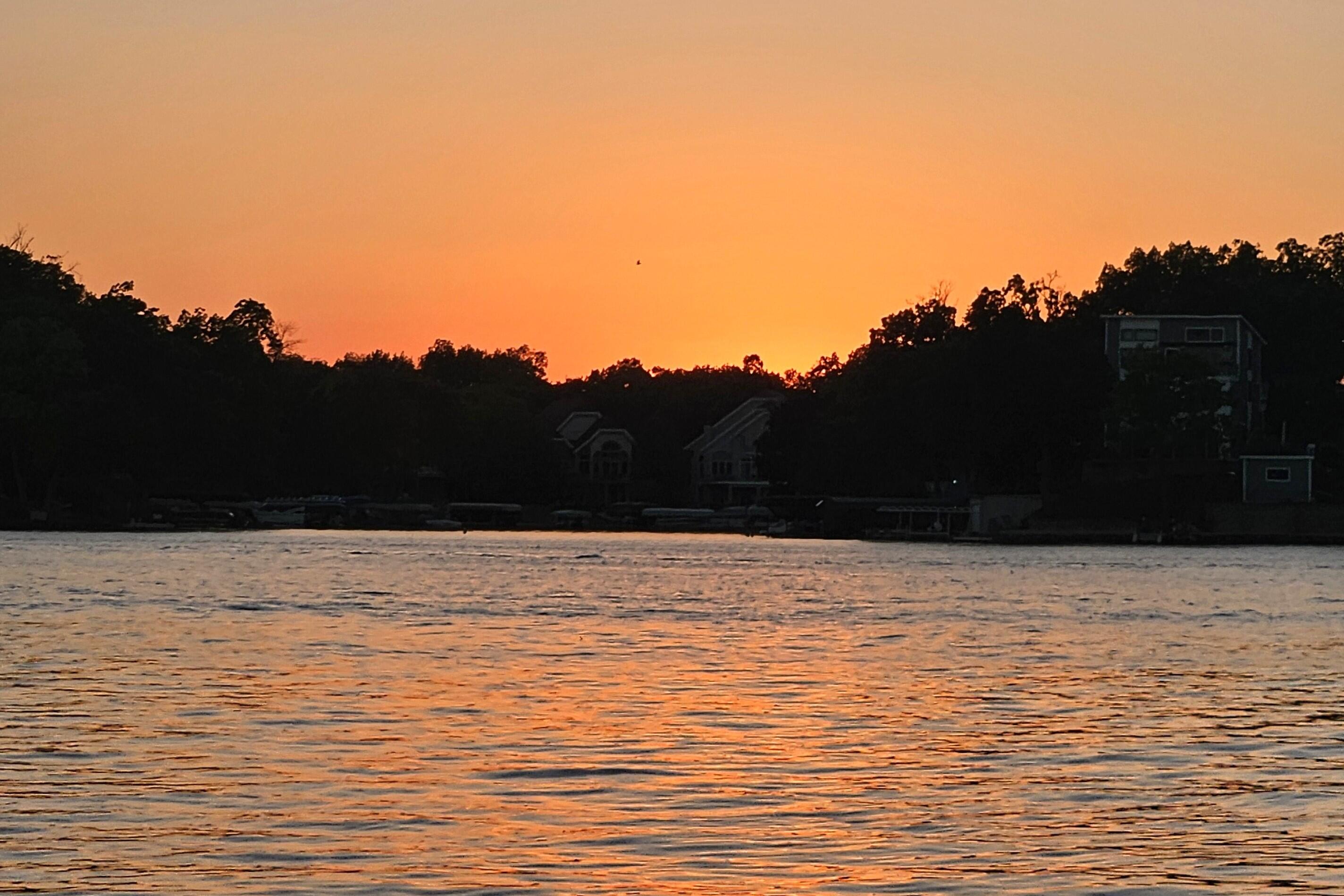 W339-n5275 Rd O Merton, WI 53058 - Photo 22 of 24 16 Dock Sunset View 3x2 Format