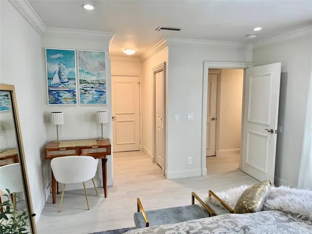 $6,500 | 1010 Northeast 8th Avenue, Unit 31F, Delray Beach, FL 33483