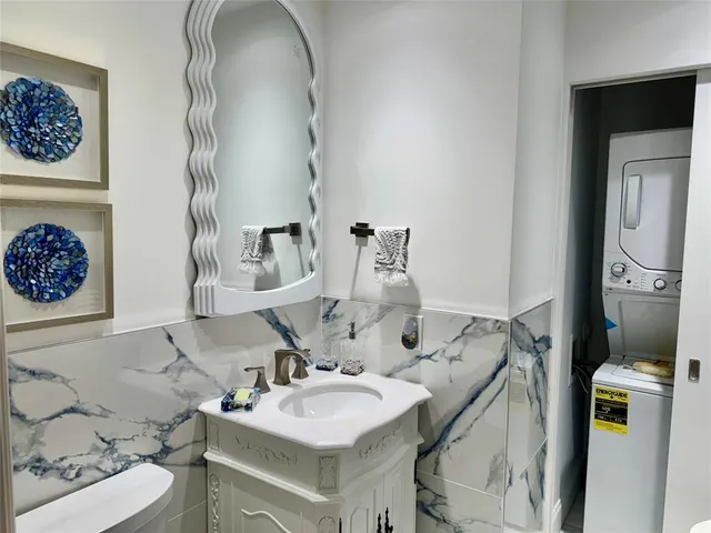 $6,500 | 1010 Northeast 8th Avenue, Unit 31F, Delray Beach, FL 33483