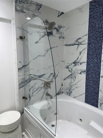 $6,500 | 1010 Northeast 8th Avenue, Unit 31F, Delray Beach, FL 33483