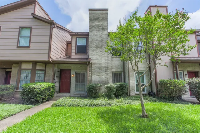 $1,450 | 12500 Brookglade Circle, Unit 206, Houston, TX 77099