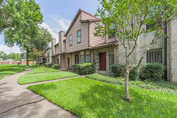 $1,449 | 12500 Brookglade Circle, Unit 206, Houston, TX 77099