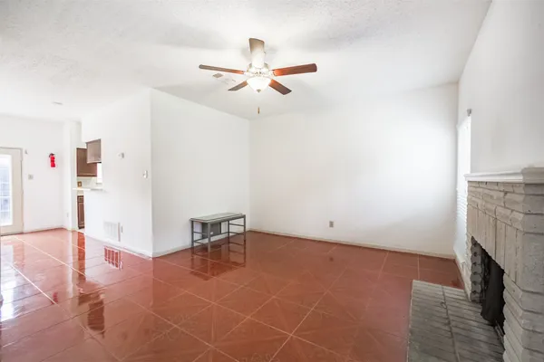 $1,449 | 12500 Brookglade Circle, Unit 206, Houston, TX 77099