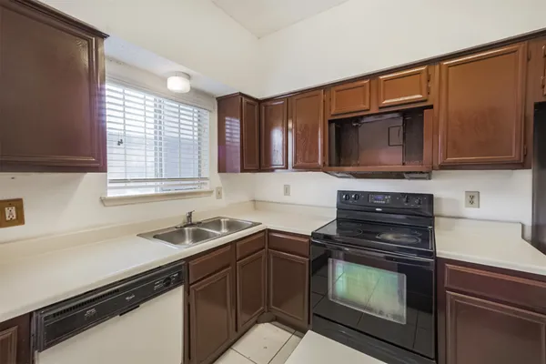 $1,449 | 12500 Brookglade Circle, Unit 206, Houston, TX 77099