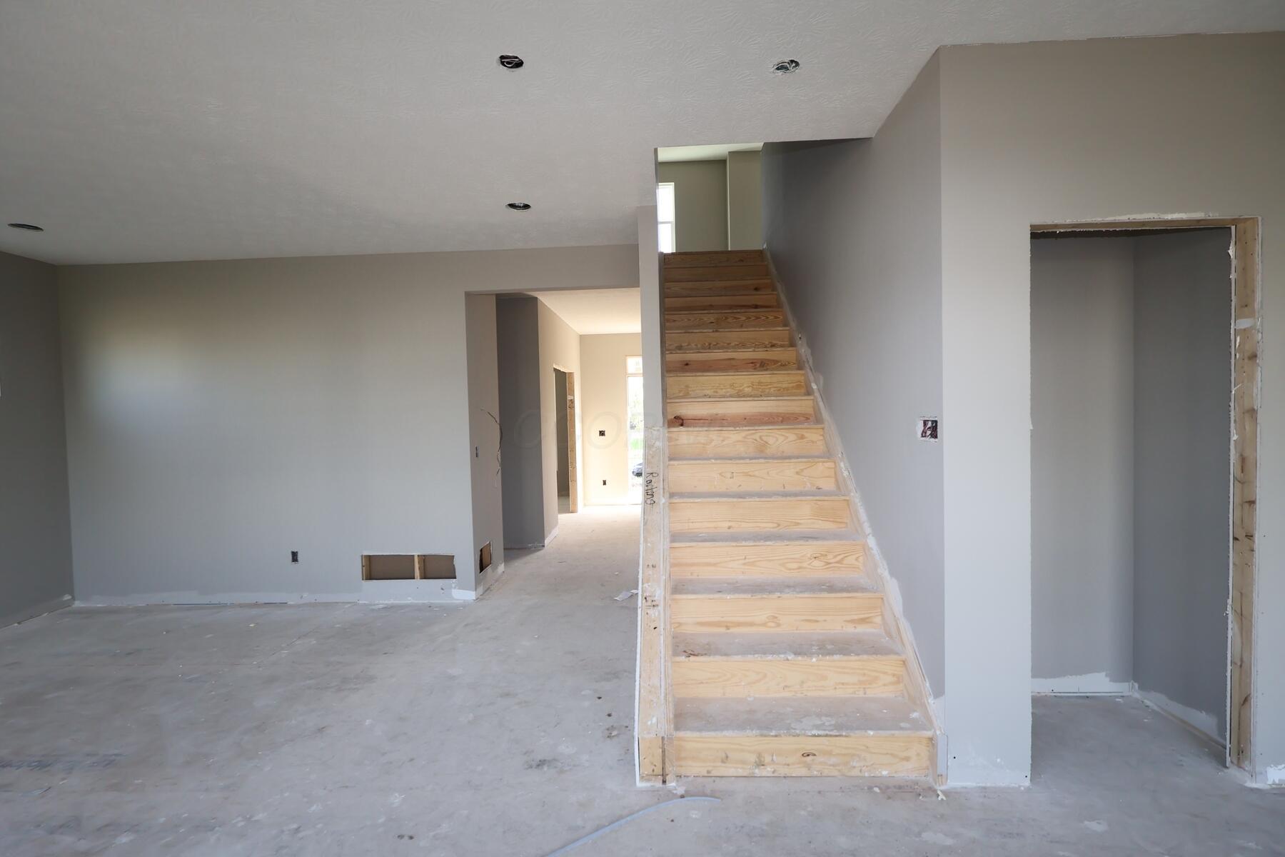327 Beck Way Galena, OH 43021 - Photo 5 of 12 Interior