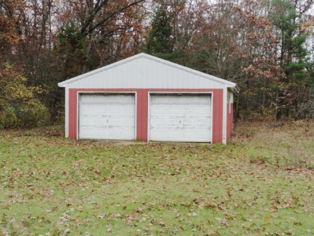23653 2 Mile Road Newaygo, MI 49337 - Photo 2 of 15 Pole barn
