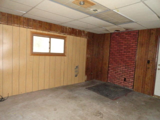 23653 2 Mile Road Newaygo, MI 49337 - Photo 10 of 15 Fam room