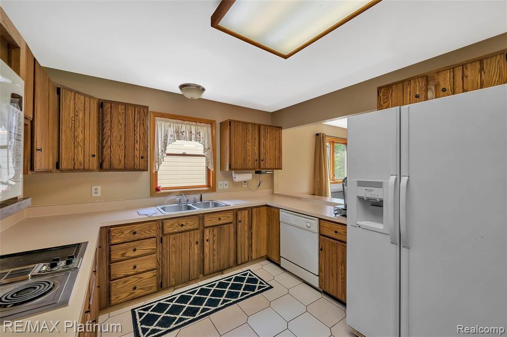 4605 West Schafer Road Pinckney, MI 48169 - Photo 8 of 24