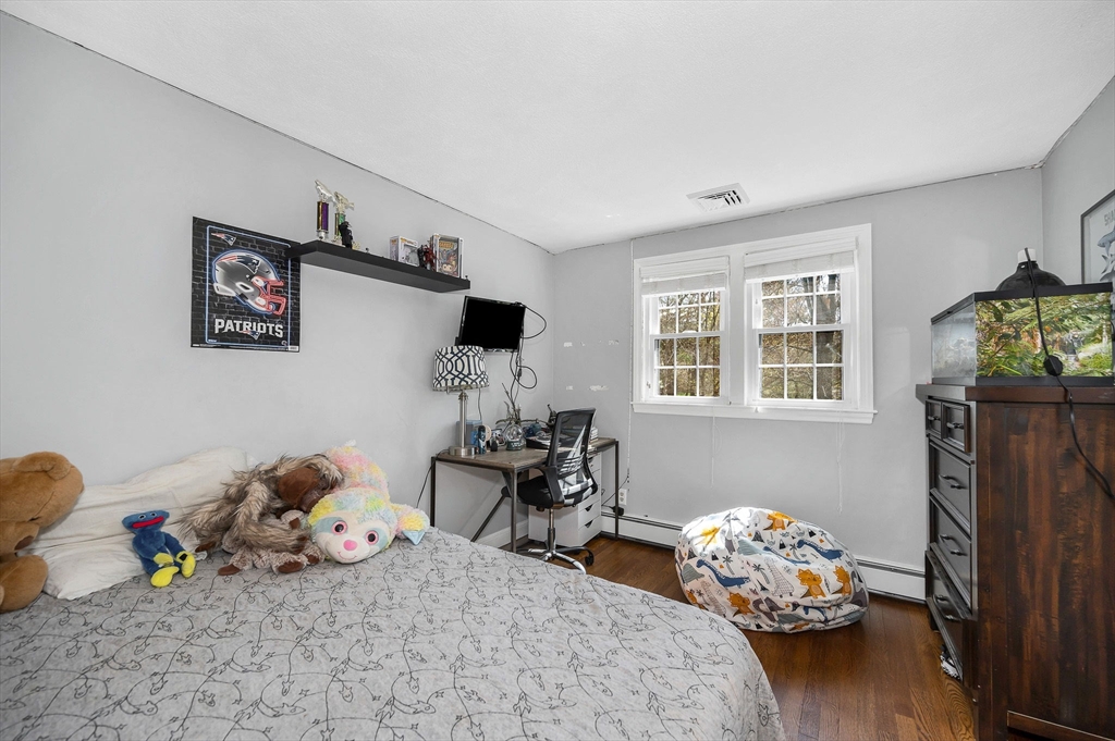 106 Grove Street Reading, MA 01867 - Photo 15 of 37