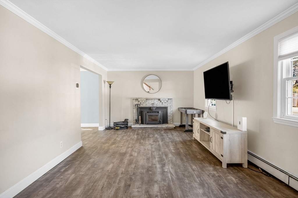 106 Grove Street Reading, MA 01867 - Photo 2 of 37