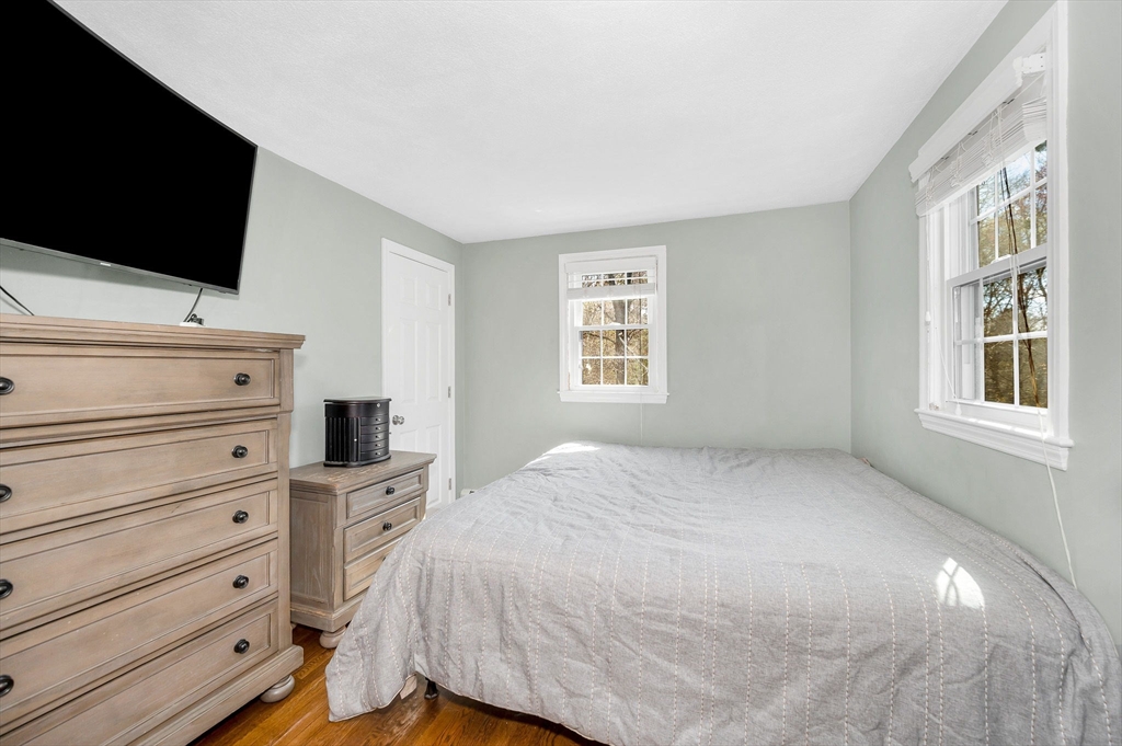106 Grove Street Reading, MA 01867 - Photo 23 of 37