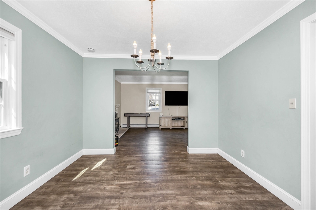 106 Grove Street Reading, MA 01867 - Photo 7 of 37