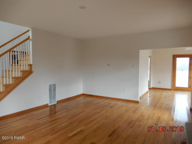 538 Bidwell Hill Road Lake Ariel, PA 18436 - Photo 12 of 19 538 Bidwell Hill Interior