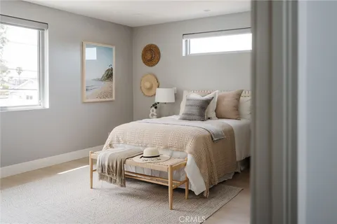 $3,300,000 | 664 Rosecrans Avenue, Manhattan Beach, CA 90266