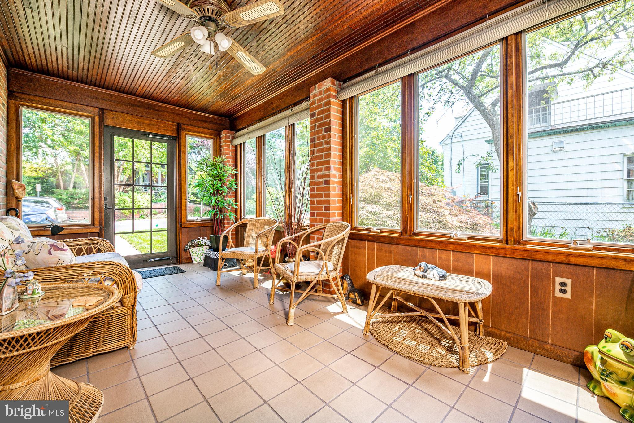 617 McNeill Road Silver Spring, MD 20910 - Photo 4 of 63 Gallery Image 4