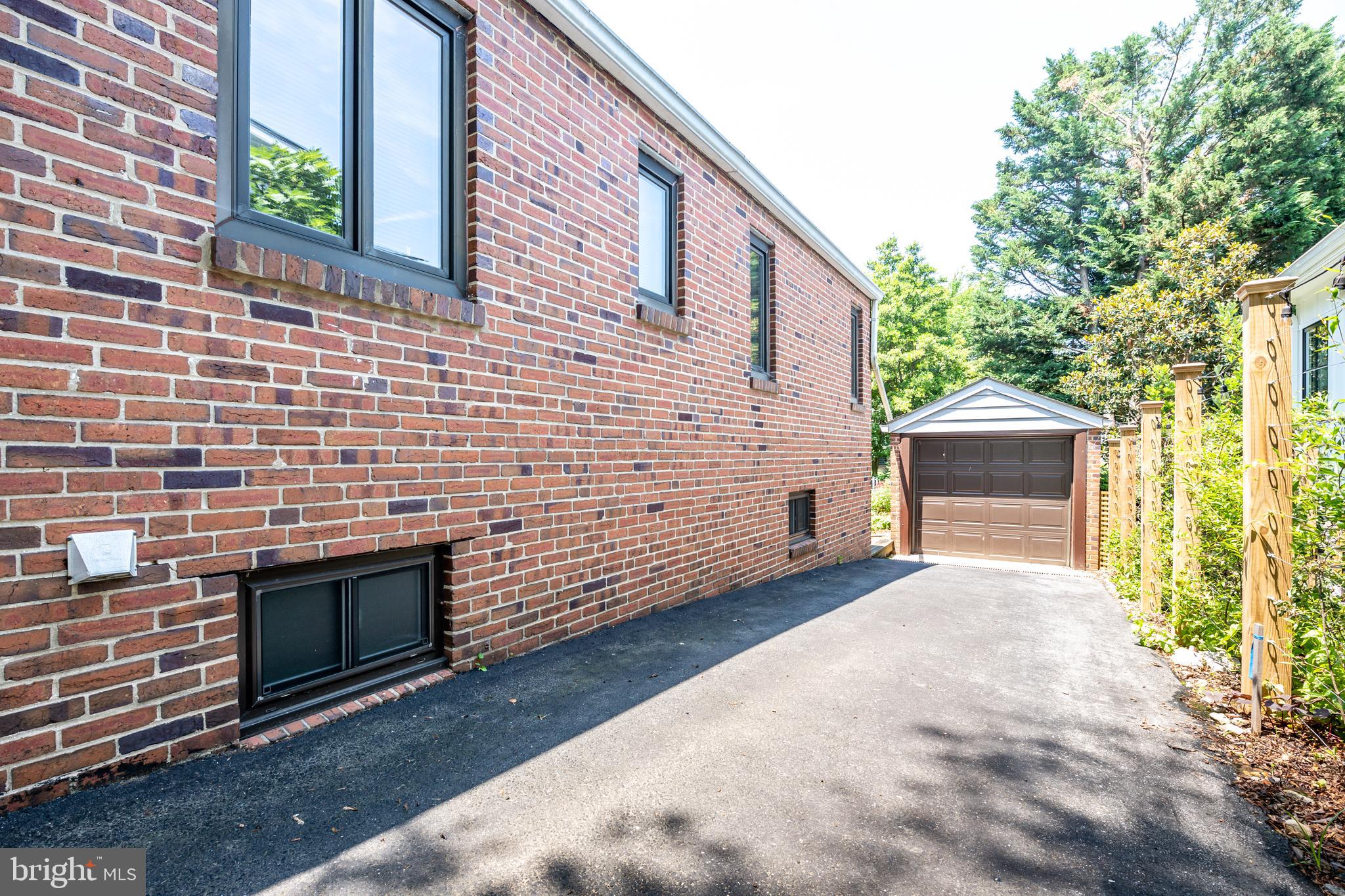 617 McNeill Road Silver Spring, MD 20910 - Photo 40 of 63 Gallery Image 40