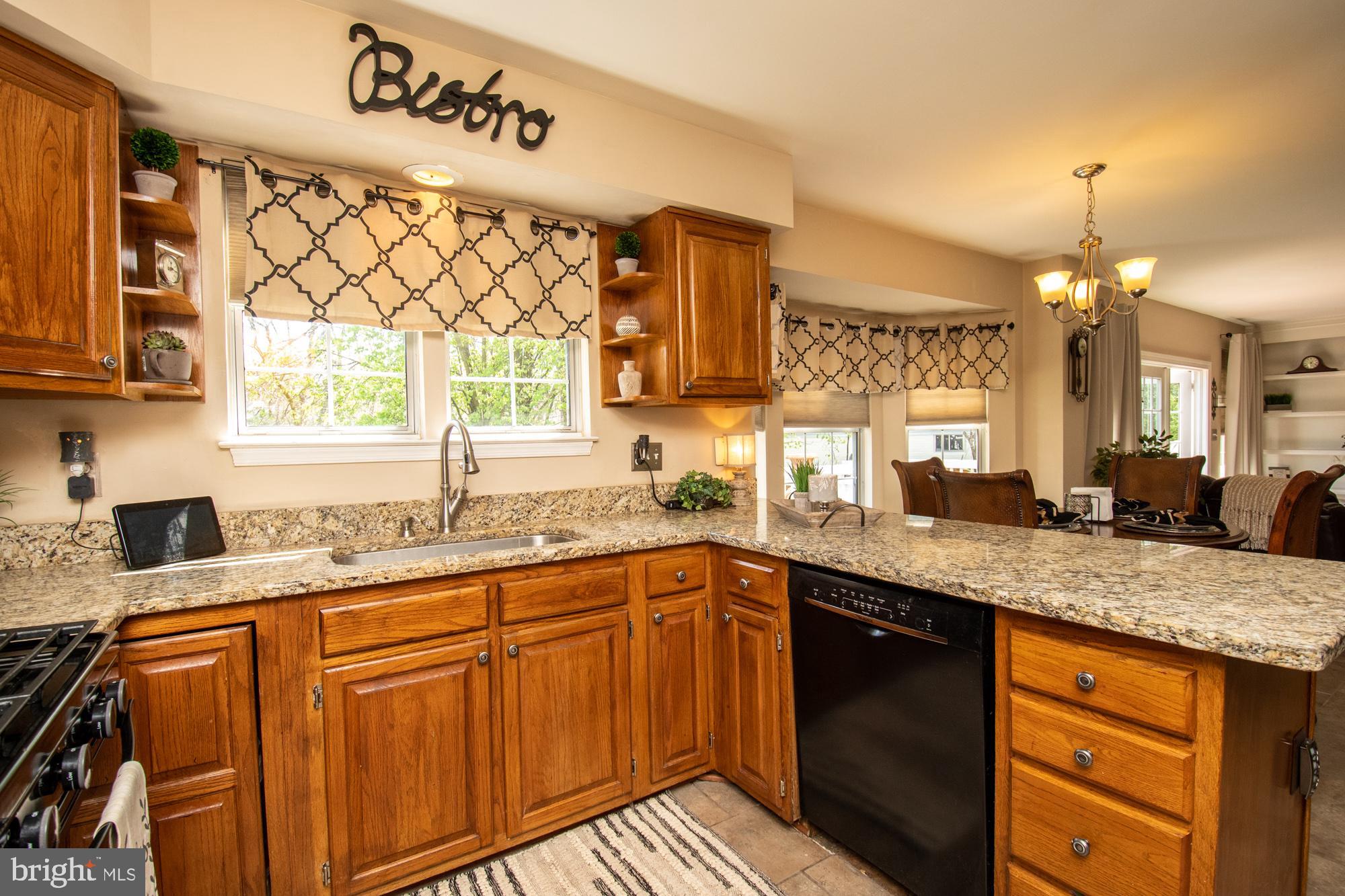 21248 Mirror Ridge Place Sterling, VA 20164 - Photo 17 of 61 Kitchen
