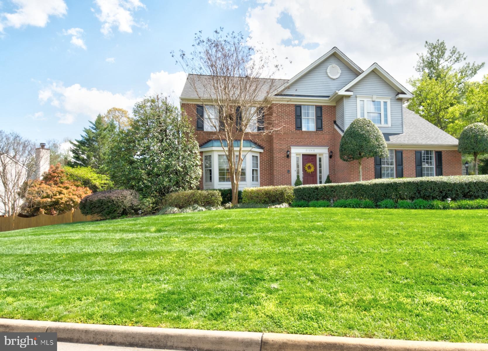 21248 Mirror Ridge Place Sterling, VA 20164 - Photo 3 of 61 Gallery Image 3