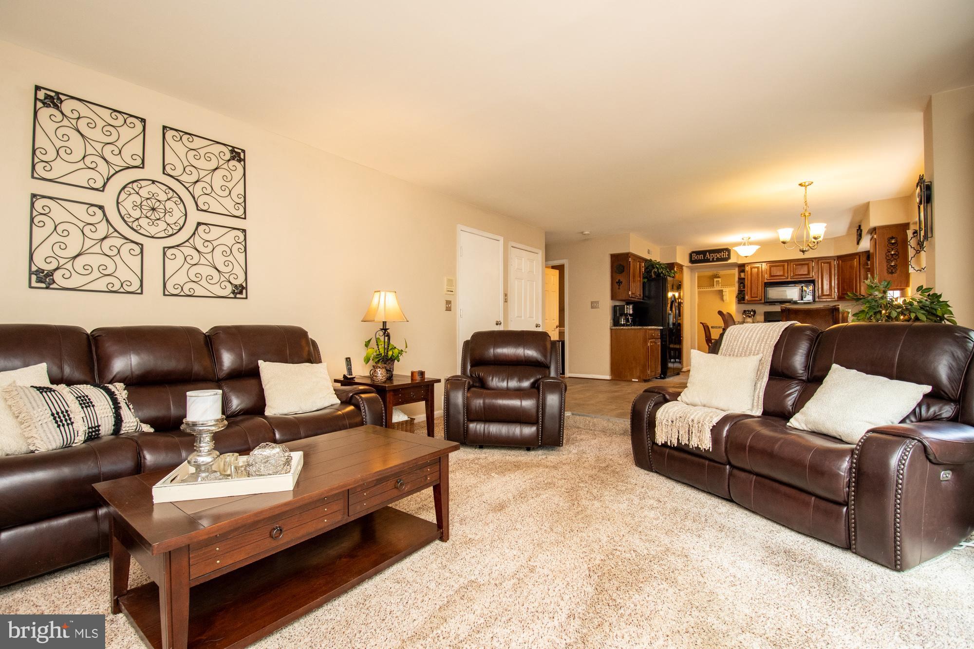 21248 Mirror Ridge Place Sterling, VA 20164 - Photo 25 of 61 Family Room