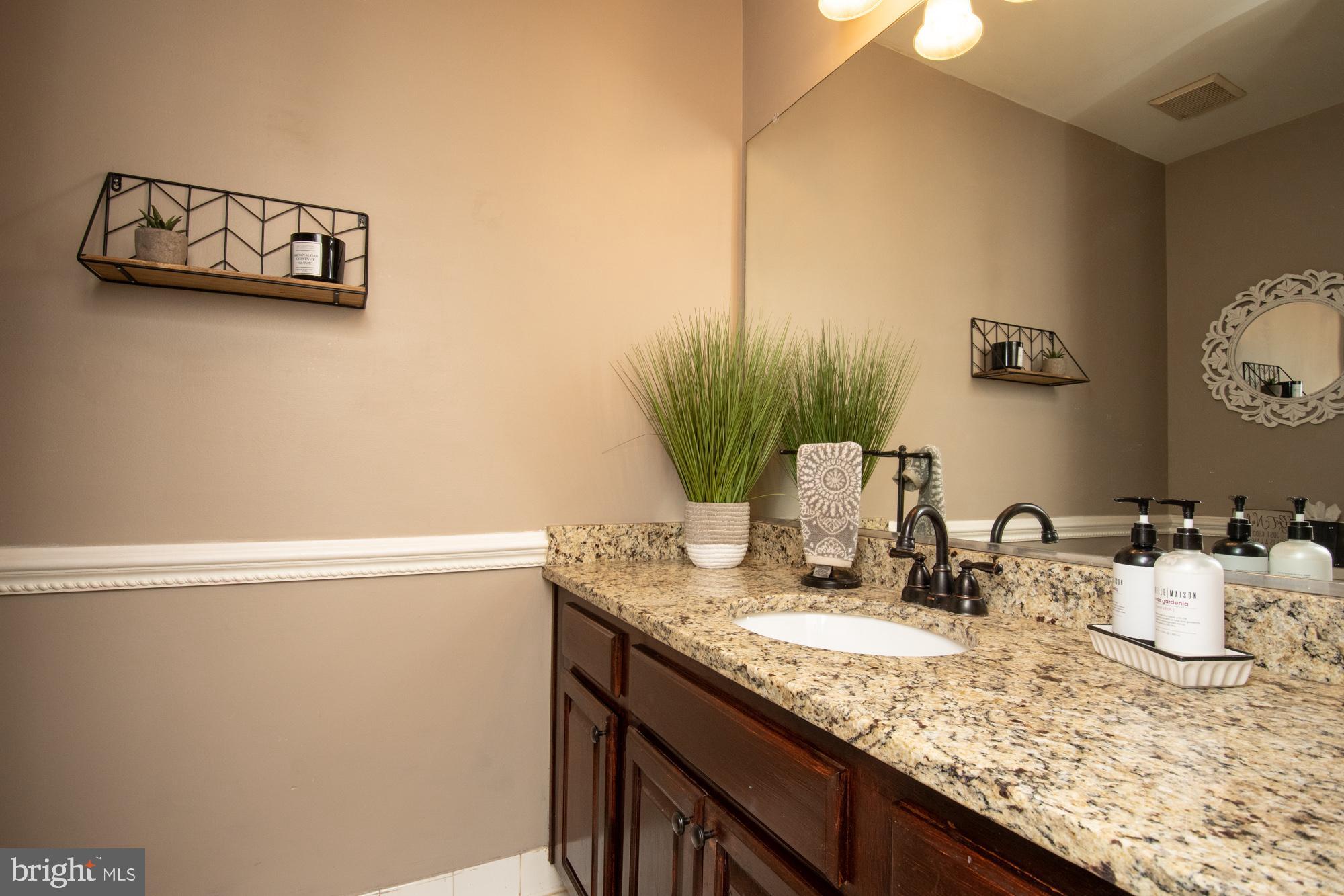 21248 Mirror Ridge Place Sterling, VA 20164 - Photo 26 of 61 Main Level Half Bath