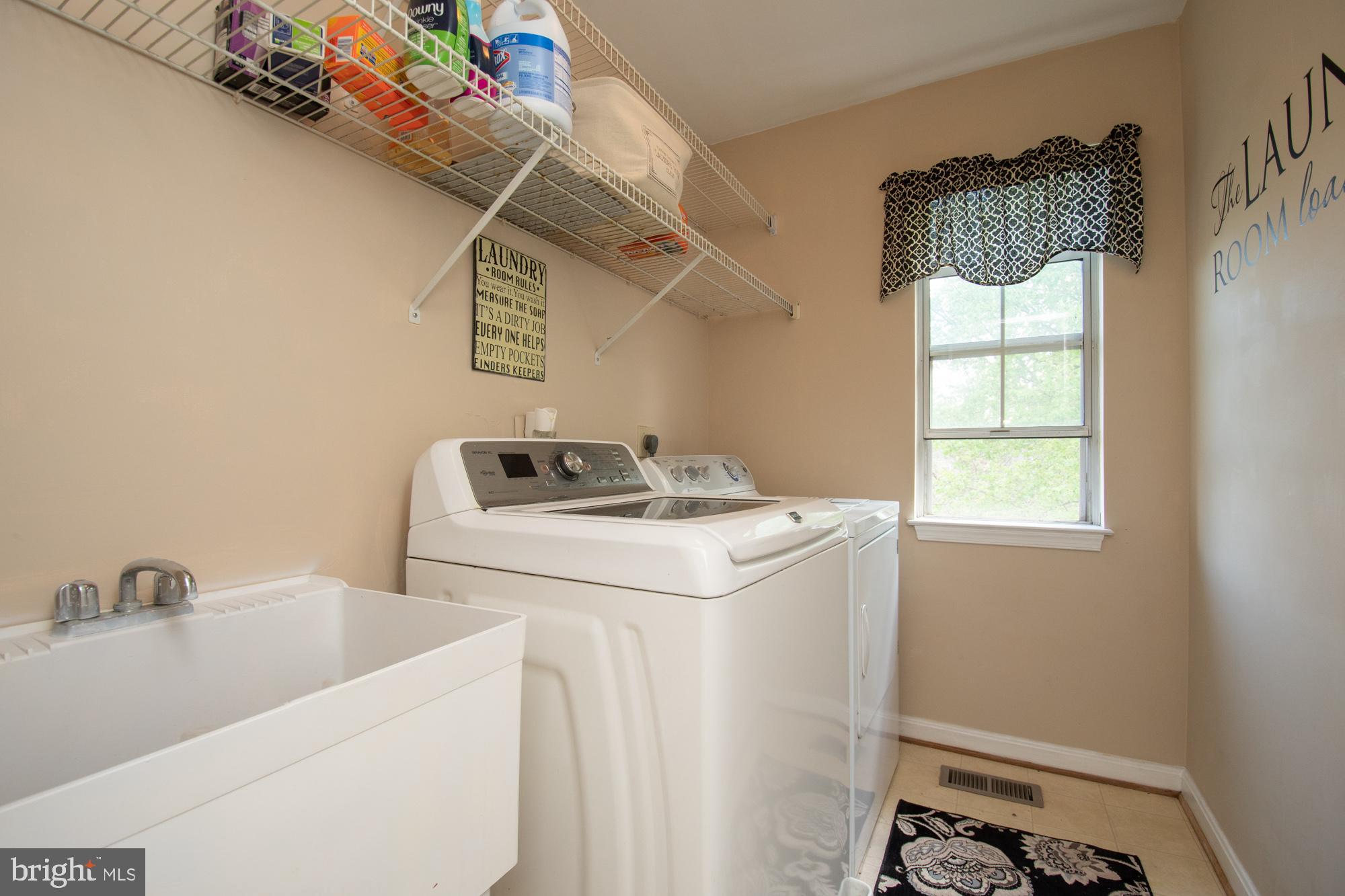 21248 Mirror Ridge Place Sterling, VA 20164 - Photo 46 of 61 Upper Level laundry