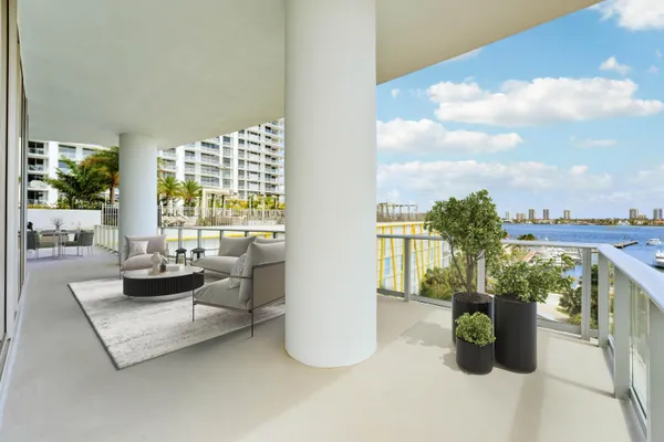 $24,995 | 220 Lake Shore Drive, Unit 612, Lake Park, FL 33403