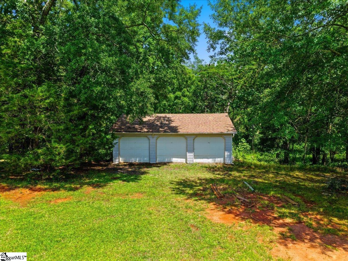 3184 Highway 14 Greer, SC 29651 - Photo 39 of 48